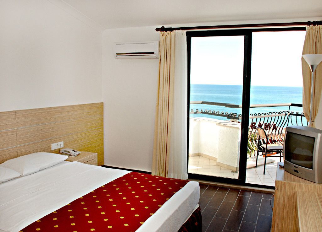 Boulevard Hotell 3*