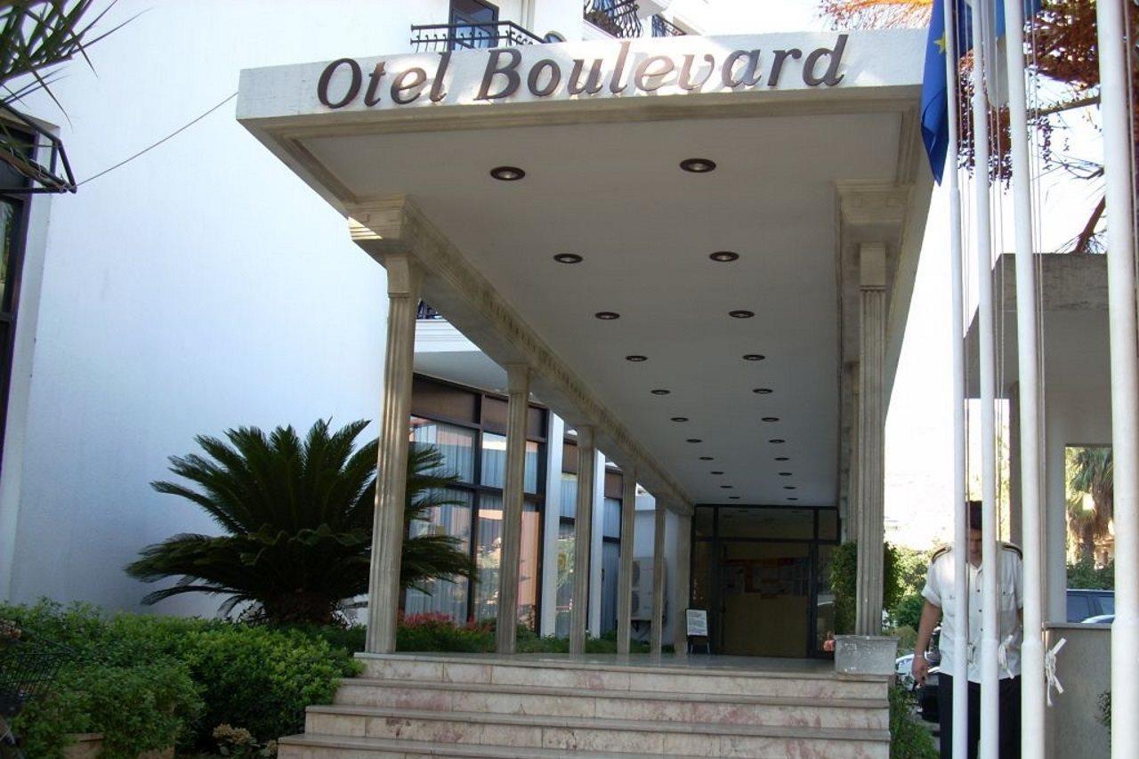 Hotell Boulevard 3*